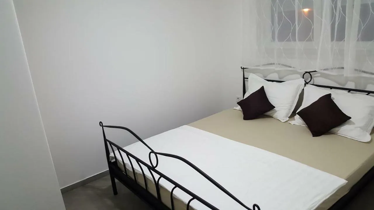 Apartments Venerea Nin