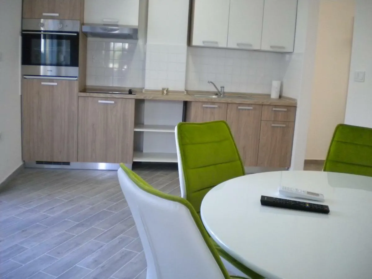 Apartments Venerea Nin