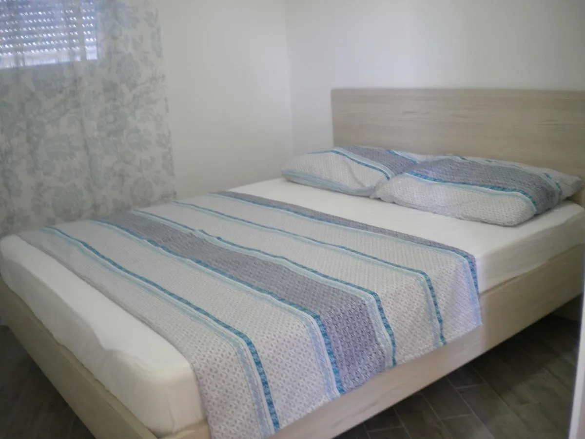 Apartments Venerea Nin 0*,